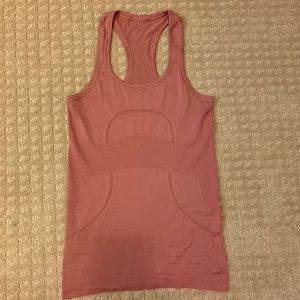 lululemon swiftly tank, size 4